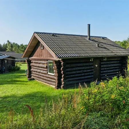 Сasa de vacaciones Barni - 7km From The Sea By Interhome
